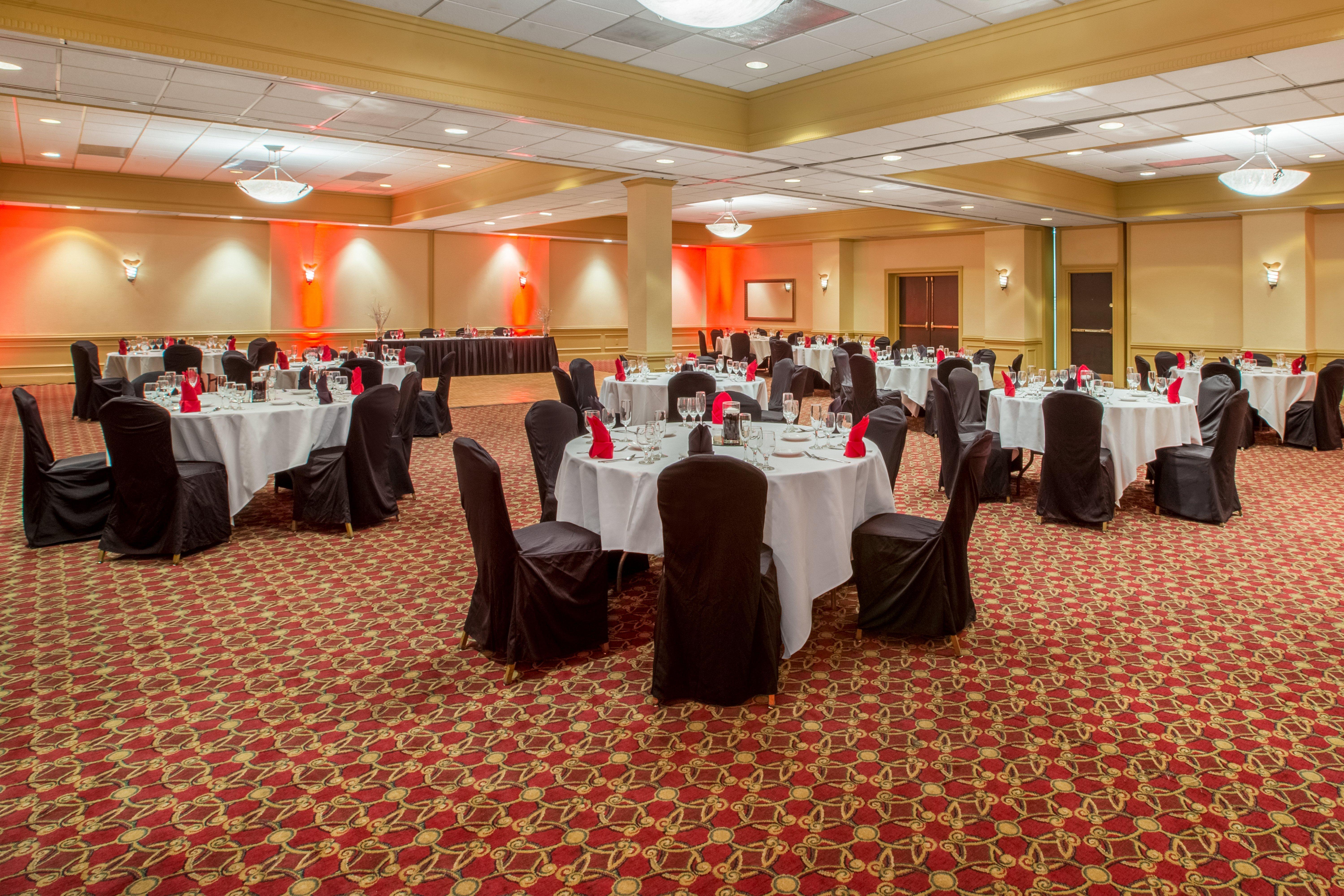 Crowne Plaza Cleveland Airport By Ihg Otel Middleburg Heights Dış mekan fotoğraf