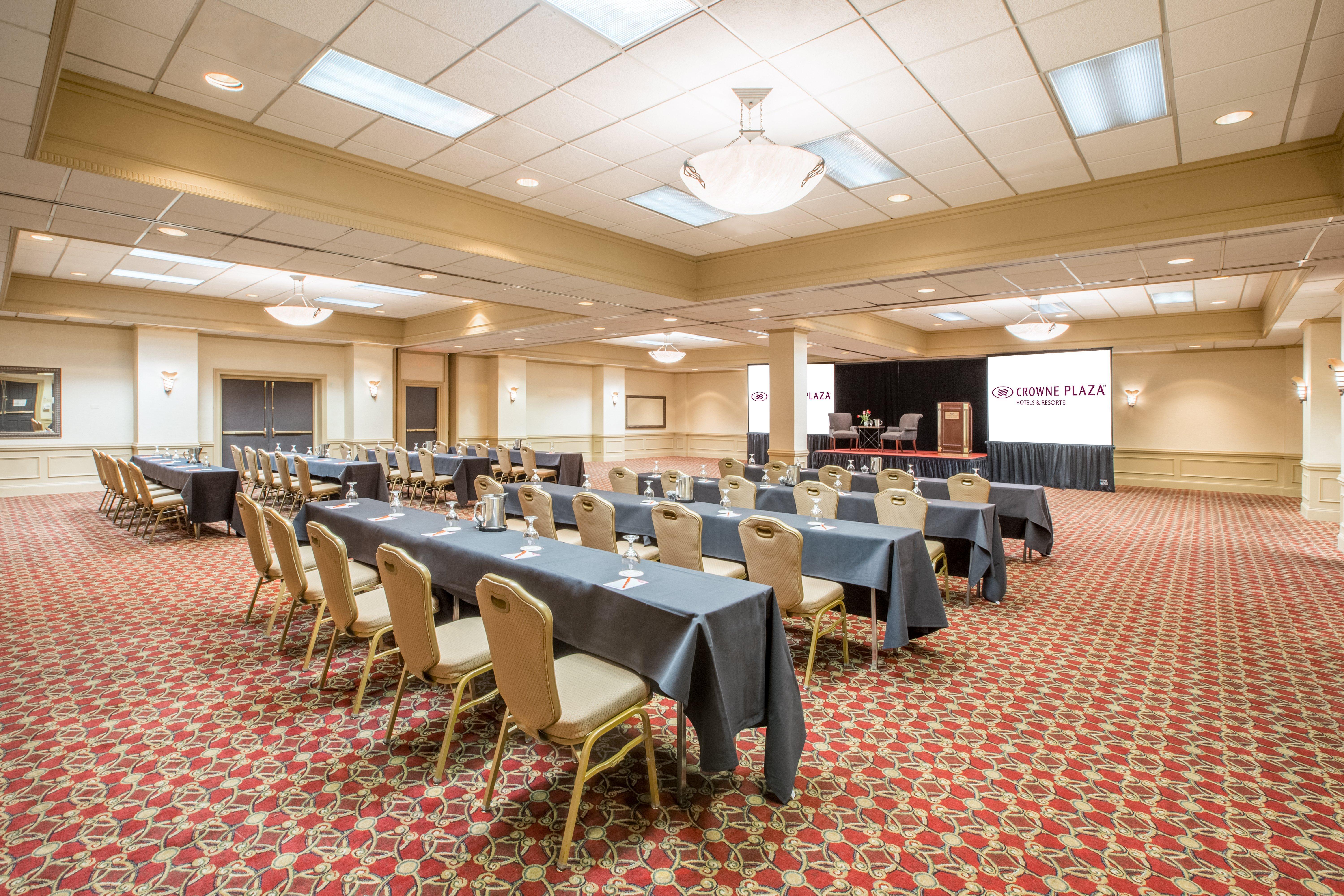 Crowne Plaza Cleveland Airport By Ihg Otel Middleburg Heights Dış mekan fotoğraf