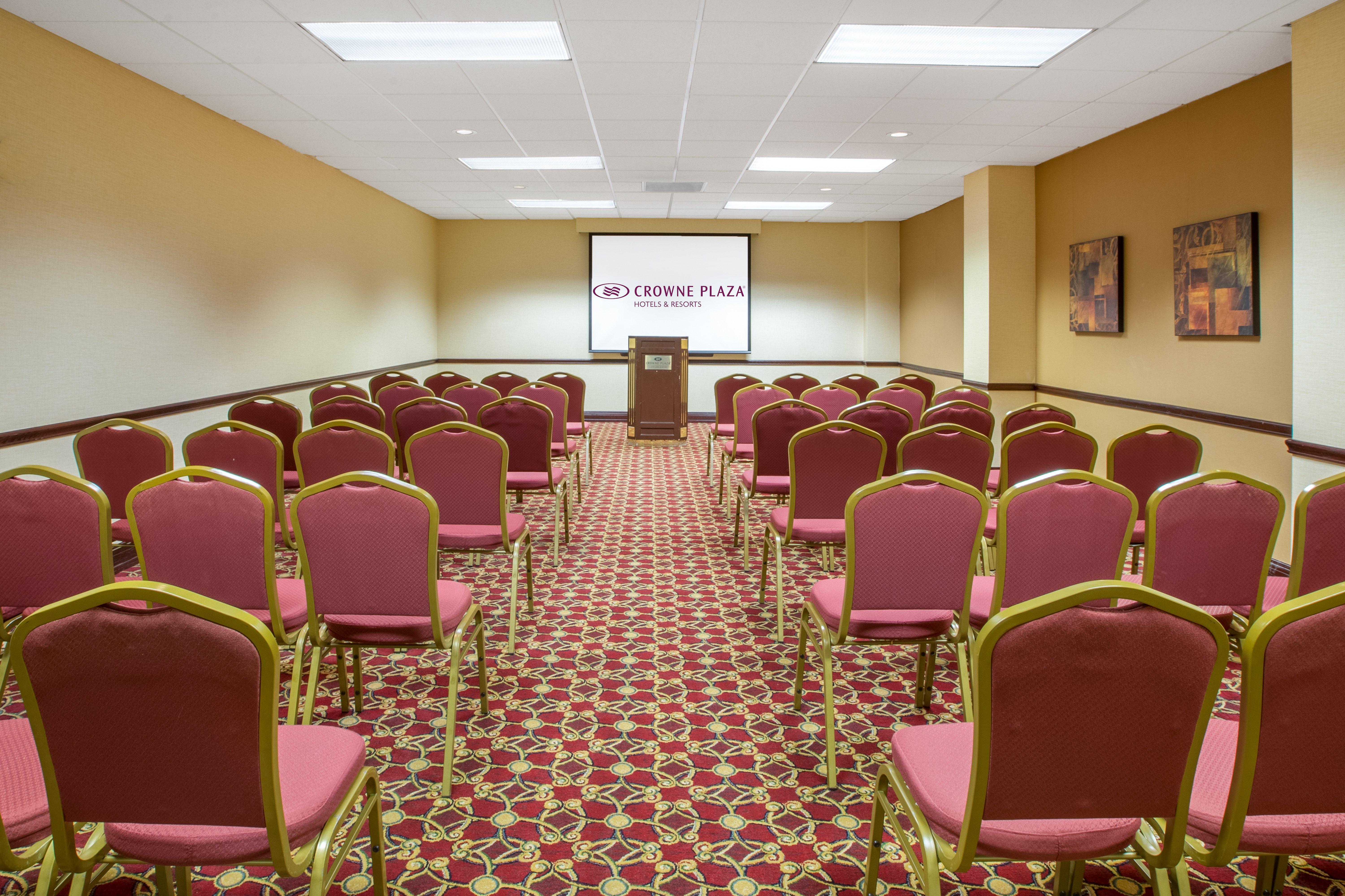 Crowne Plaza Cleveland Airport By Ihg Otel Middleburg Heights Dış mekan fotoğraf