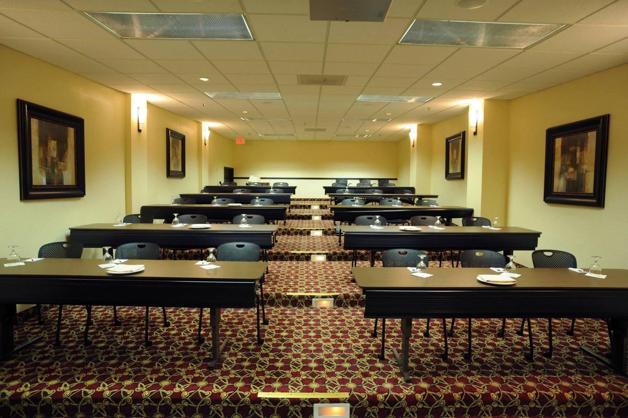 Crowne Plaza Cleveland Airport By Ihg Otel Middleburg Heights Dış mekan fotoğraf